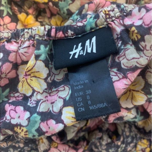 H&M | Floral Print Halter Style Flowy Dress - Picture 4 of 6